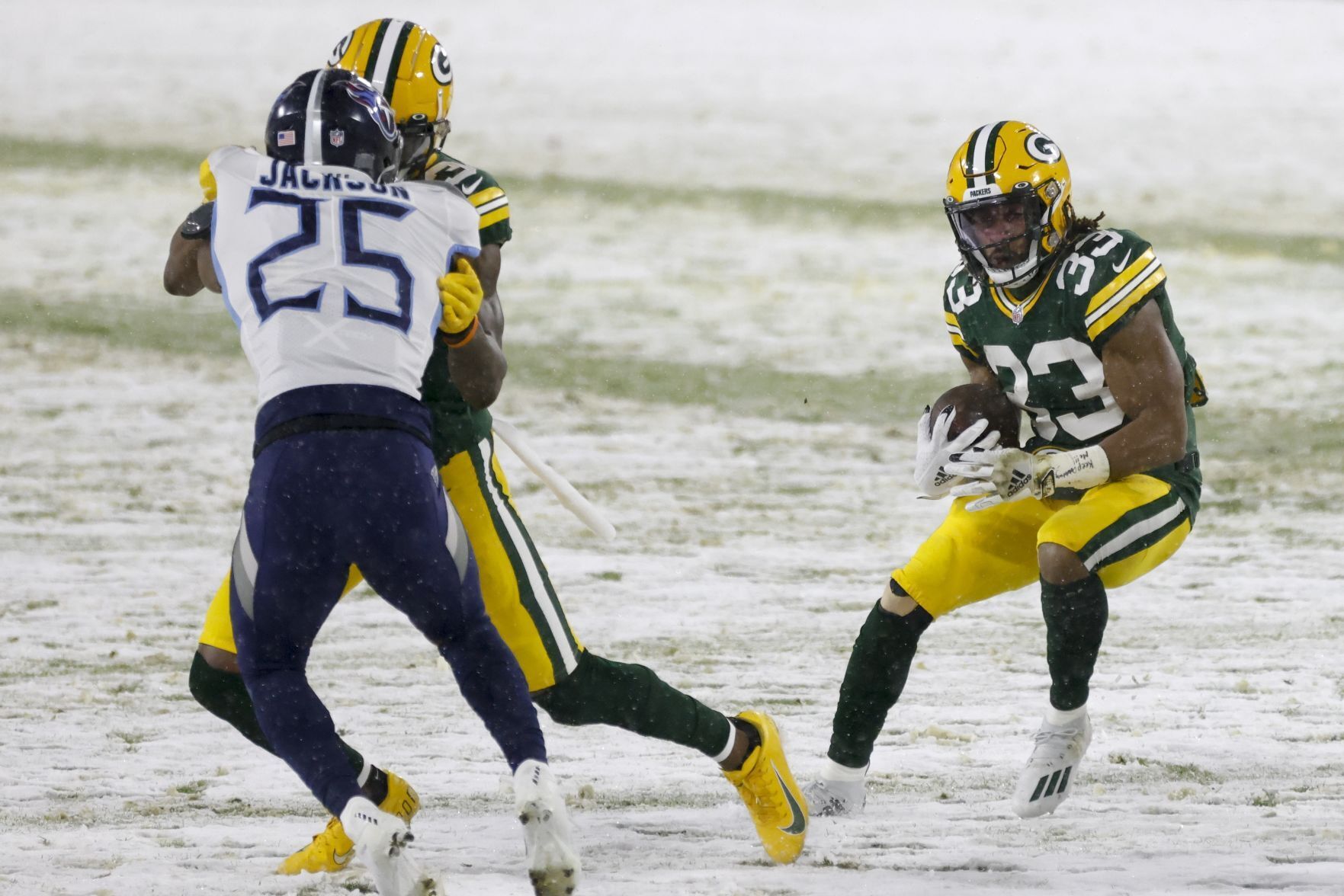 Packers 40, Titans 14